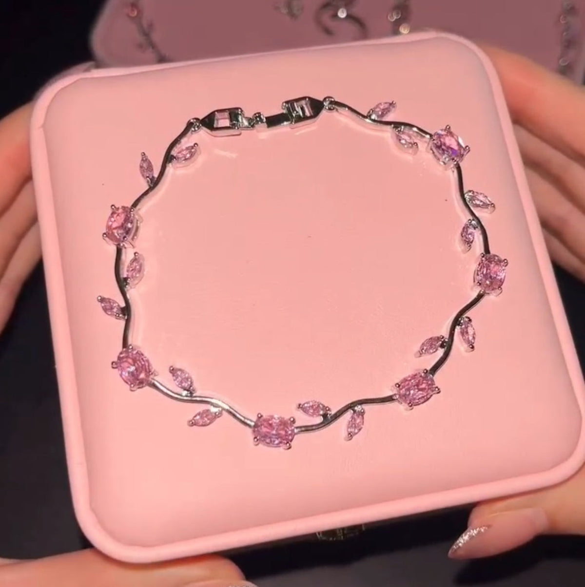 Tulip Bracelet