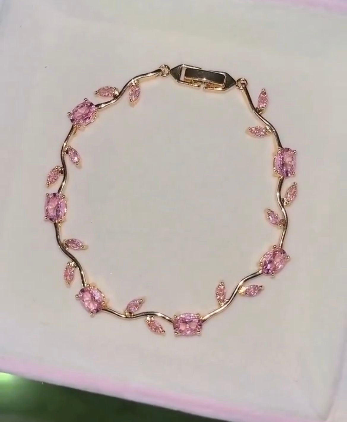 Tulip Bracelet