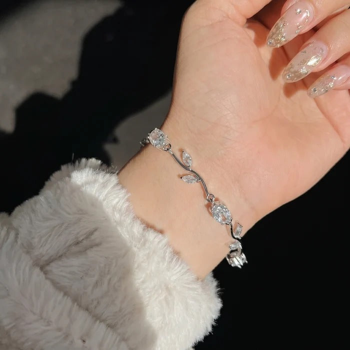 Tulip Bracelet